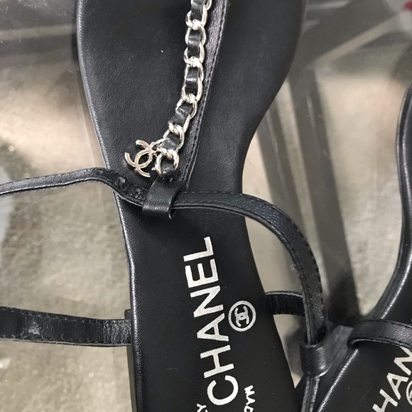 🎈CHANEL 🎈Braided CC Logo Thong Sandals size 38 - Picture 7 of 7